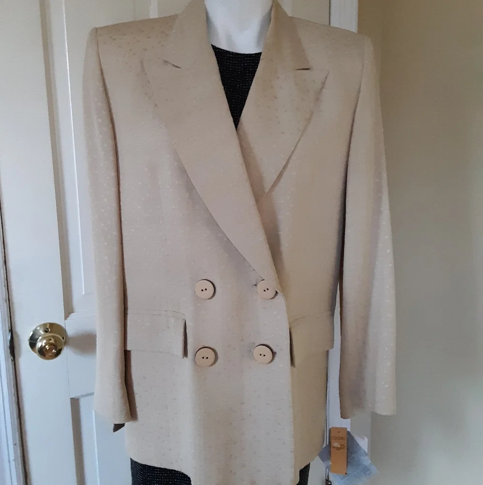 CHRISTIAN DIOR Rare, Vintage, 100% Silk, Bone & Black Colored Blazer Sz. 8 NWT!